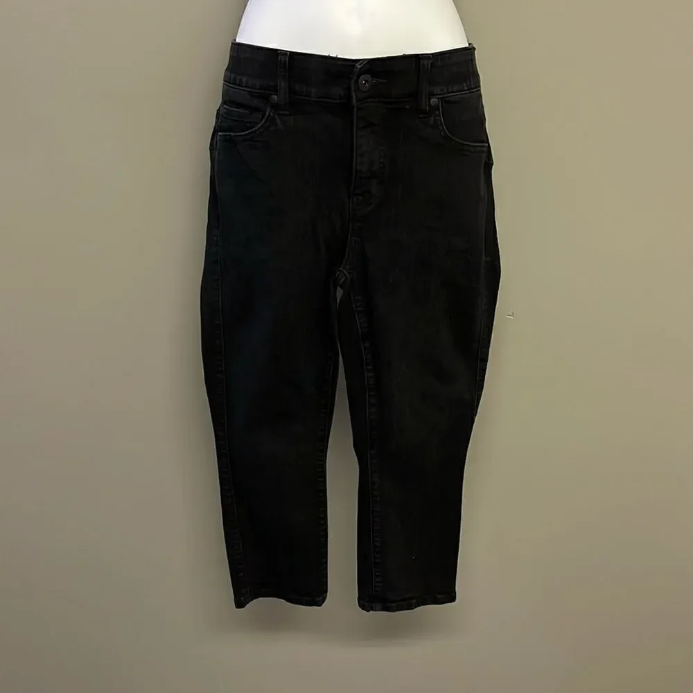 Torrid Black “Feel the Fit” Crop Bombshell Skinny Jeans- Size 10